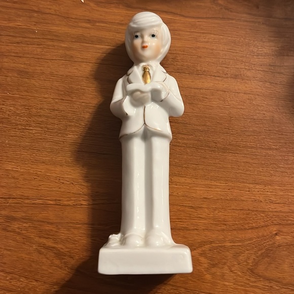 Other - Vintage Ceramic Shiah Yih First Communion Boy